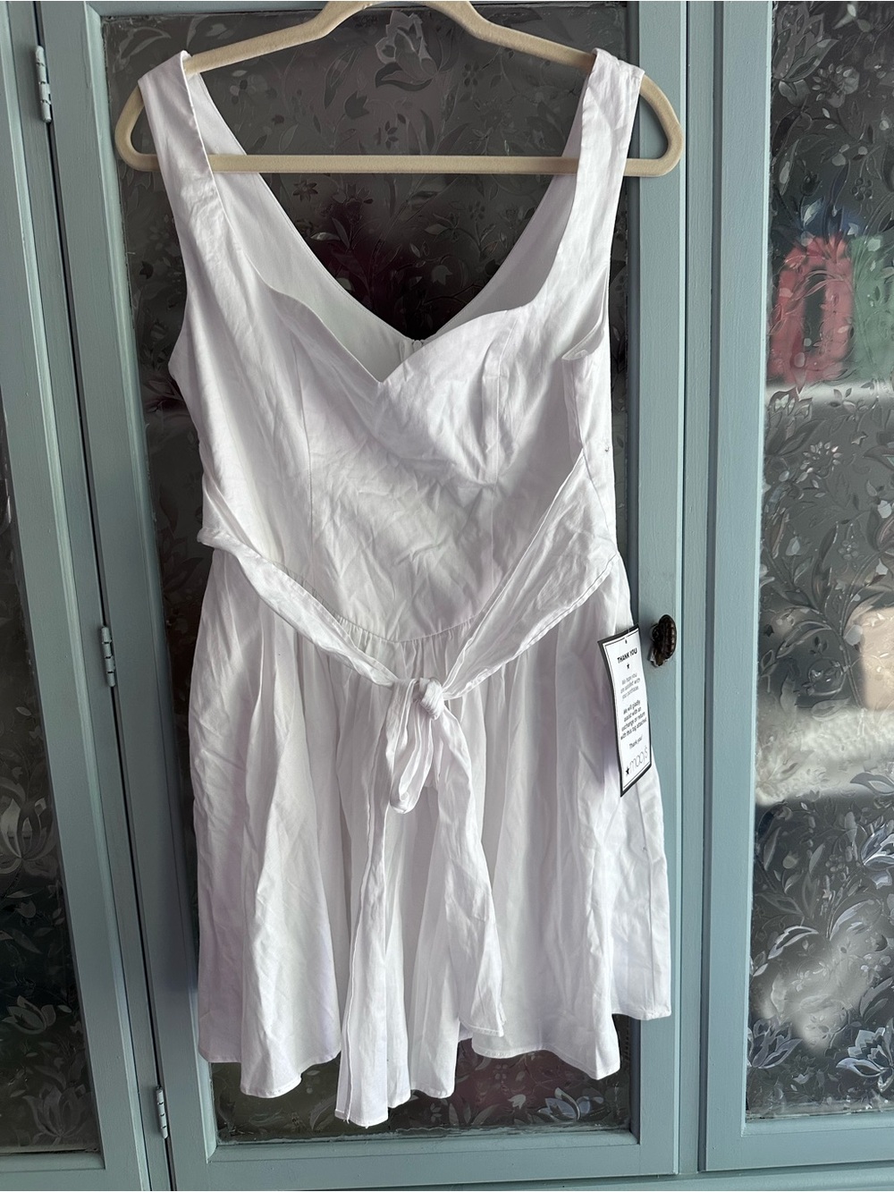 Macy's White Sleeveless V-Neck Tie-Waist Mini Dress